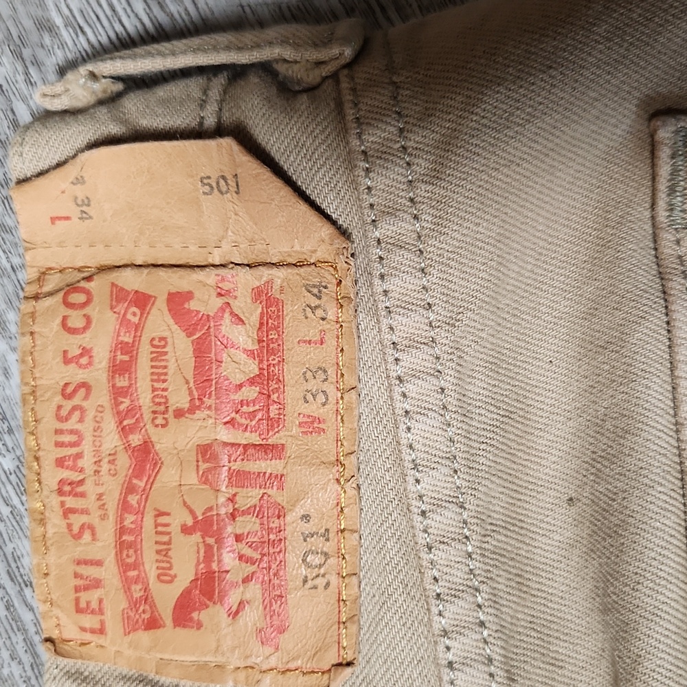 Levi's Men's 501 Beige Straight Jeans - Picture 4 of 5